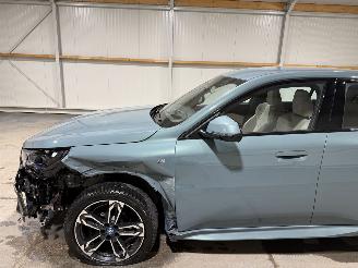 BMW iX2 67kWh 150kW Edrive 20 picture 13