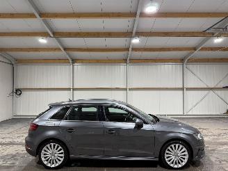 Unfallwagen Audi A3 1.4E-Tron 110kW PHEV Automaat Ambition Pro Line Plus 2015/4