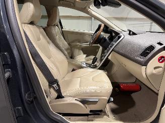 Volvo Xc-60 2.4D5 151kW Automaat AWD Summum picture 21