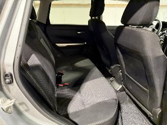 Suzuki Vitara 1.6 88kW Camera Exclusive picture 35
