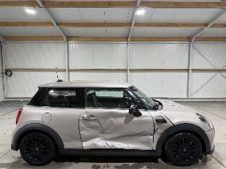 Voiture accidenté Mini One 1.5One 75kW Business Edition 2021/11