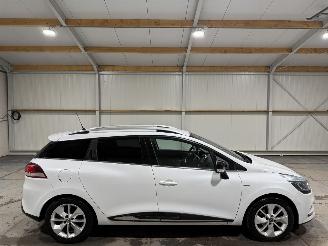 Vaurioauto  passenger cars Renault Clio 1.5dCi 66kW Ecoleader Limited 2018/1