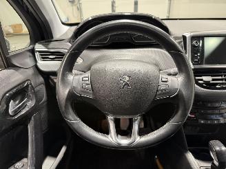 Peugeot 208 1.2PureTech 81kW Clima Allure picture 27