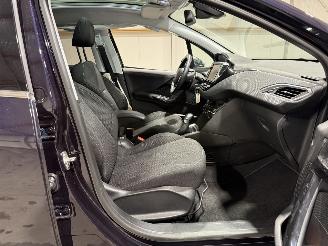 Peugeot 208 1.2PureTech 81kW Clima Allure picture 36