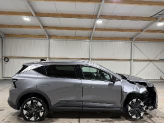 damaged passenger cars Renault Scenic EV 60 125kW Comfort Range Techno 2025/7