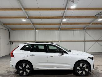 Auto incidentate Volvo Xc-60 2.0T6 PluginHybrid 186kW Automaat AWD Ultimate DARK Pano 2024/6