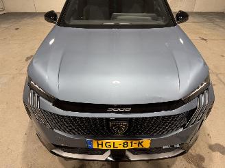 Peugeot e-3008 73kWh 157kWh GT Avantage 210 picture 20
