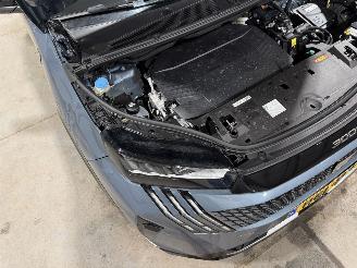 Peugeot e-3008 73kWh 157kWh GT Avantage 210 picture 25