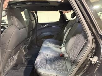 Audi Q4 E-Tron 45 82kWh 210kW Quattro S Edition Pano picture 36