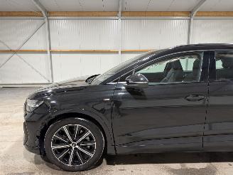 Audi Q4 E-Tron 45 82kWh 210kW Quattro S Edition Pano picture 13