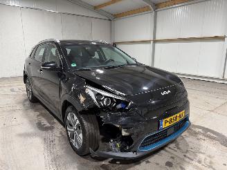 Kia e-Niro 64kWh 150kW Automaat Dynamicline picture 3