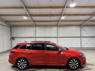 Damaged car Renault Mégane 1.6E-Tech Hybrid 67kW Automaat Business Edition ONE 2021/4