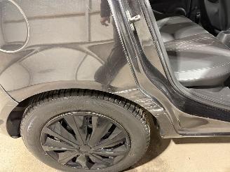 Opel Corsa 1.4-16V 74kW Anniversary Edition picture 13