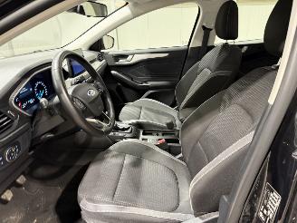 Ford Focus 1.0EcoBoost 92kW Hybrid Trend Edition Business picture 13