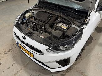 Kia Ceed 1.5T-GDI 118kW GT-Line Business Edition picture 24