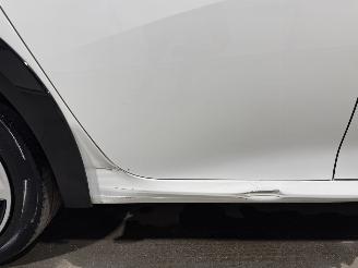Peugeot e-208 50kWH 100kW Active picture 31