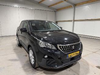 Peugeot 3008 1.2PT 96kW Blue Lease Executive picture 3