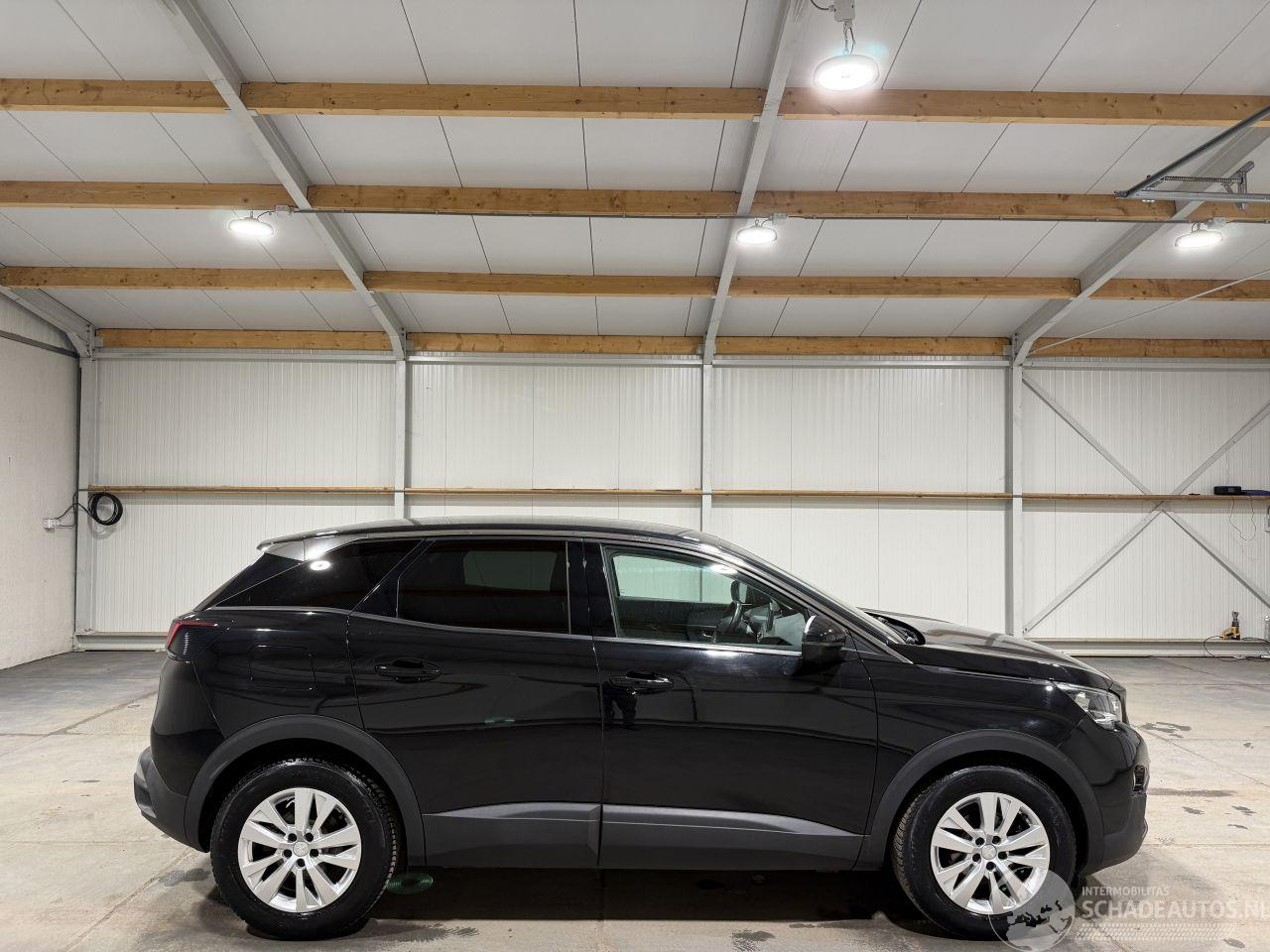 Peugeot 3008 1.2PT 96kW Blue Lease Executive