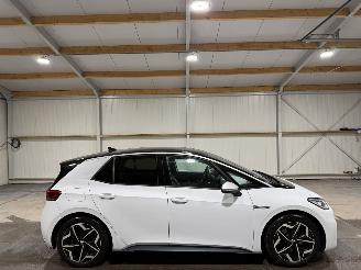 Schadeauto Volkswagen ID.3 58kWh 150kW First Plus 2020/11