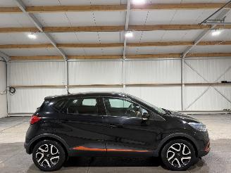 Damaged car Renault Captur 1.5dCi 66kW Navi Dynamique 2015/4