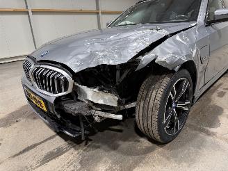 BMW 3-serie 330e 135kW Automaat Camera picture 23
