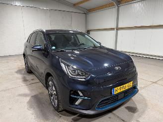 Kia e-Niro 64kWh 150kW Executiveline picture 3
