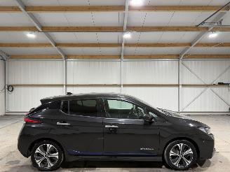 Unfallwagen Nissan Leaf 40kWh 110kW 2.Zero Edition 2019/3