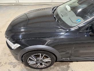 Volvo V-90 2.0T5 187kW Automaat Pro picture 17