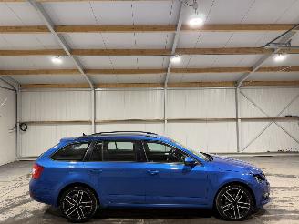 Voiture accidenté Skoda Octavia 1.6TDI 85kW Automaat Greentech Ambition Business 2017/9