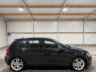 krockskadad bil auto Volkswagen Golf 1.4TSI 103kW Automaat ACT Highline 2013/7