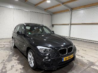 BMW X1 Sdrive20i 135kW Automaat Business Pano picture 3