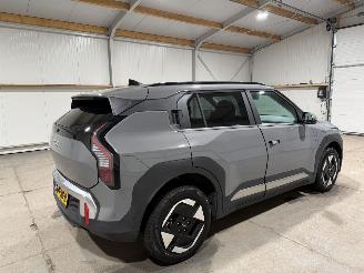Kia EV3 81.4kWh 150kW PLUS picture 5