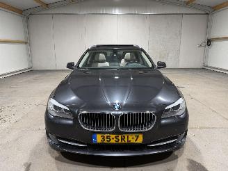 BMW 5-serie 528i 180kW Automaat High Executive picture 4