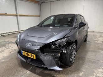 MG MG4 77kWh Extended Range 180kW Trophy picture 10