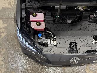 MG MG4 77kWh Extended Range 180kW Trophy picture 39