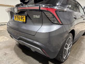 MG MG4 77kWh Extended Range 180kW Trophy picture 38