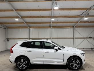 Avarii autoturisme Volvo Xc-60 2.0T5 184kW Automaat Pano Luchtvering Momentum 2018/7