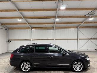 Voiture accidenté Skoda Superb 2.0TDI 125kW Automaat Pano Elegance Business Line 2011/2
