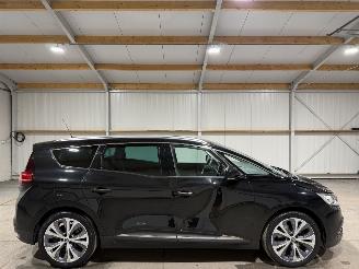Vaurioauto  passenger cars Renault Grand-scenic 1.3tCe 85kW Intens 7Persoons 2020/3
