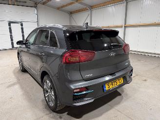 Kia e-Niro 64kWh 150kW Automaat DynamicPlusLine picture 12