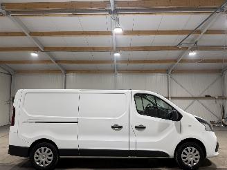 krockskadad bil bedrijf Renault Trafic 1.6dCi 88kW T29 L2H1 Comfort 2019/3