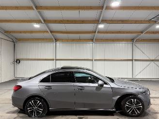 skadebil auto Mercedes A-klasse 180 Sedan 100kW Automaat Pano Star Edition 2025/2