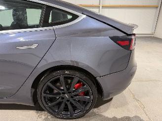 Tesla Model 3 75kWh 340kW AWD Performance picture 15