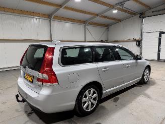 Volvo V-70 1.6D2 84kW Automaat Kinetic picture 5