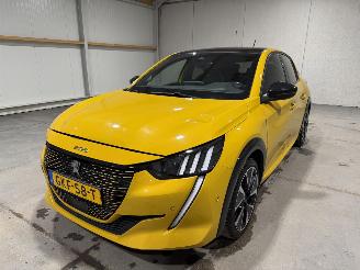 Peugeot e-208 50kWh 100kW EV GT Pack picture 10