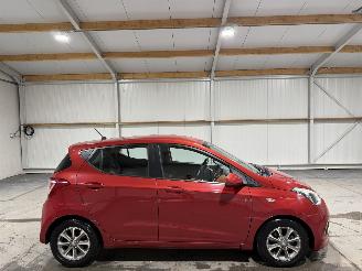 Damaged car Hyundai I-10 1.2i 64kW Airco 2014/9