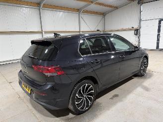 Volkswagen Golf 1.5TSI 96kW Life Business picture 5