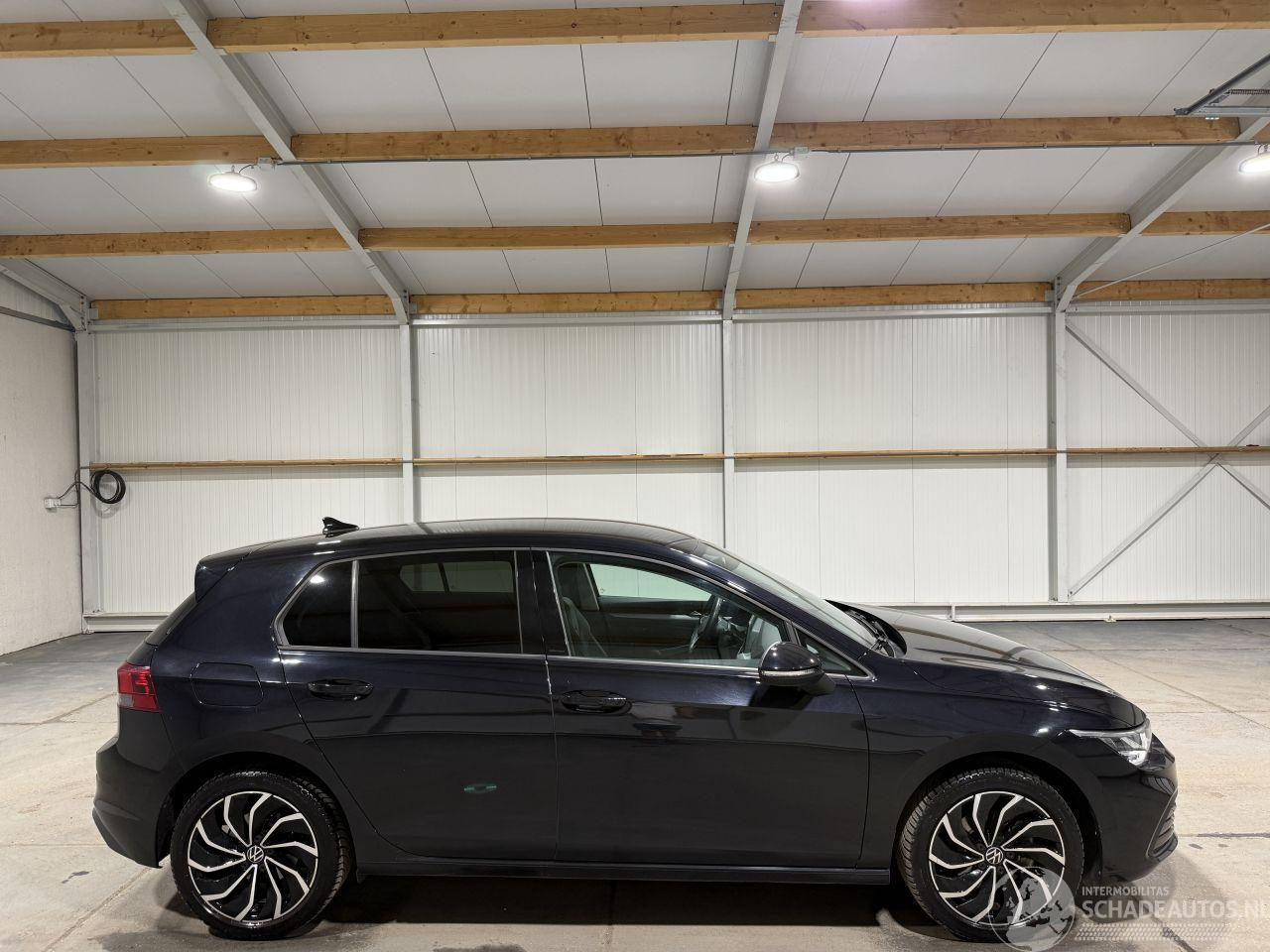 Volkswagen Golf 1.5TSI 96kW Life Business