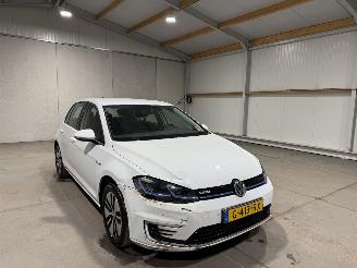 Volkswagen e-Golf 36kWh 100kW Automaat Clima Navi picture 3