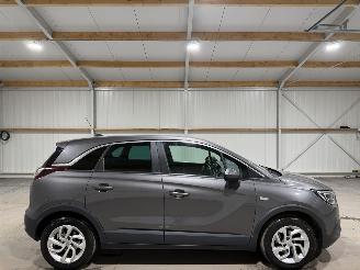 Vaurioauto  passenger cars Opel Crossland X 1.2Turbo 96kW Automaat Innovation 2020/1